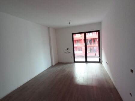 UFFICIO IN AFFITTO 70M2 VIA DIBRA 700 EURO FH-64934