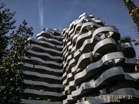 Office for rent 3+1+2 + Parking Post at Lion Park!