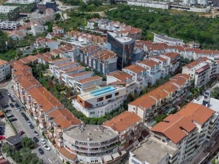 Shitet, Duplex, Rezidenca Kodra e Diellit