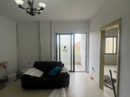 SHITET APARTAMENT 1+1 ASTIR 8.500.000 LEKE FH-65162