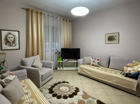 🏡 APARTAMENT 2+1+2 ME QIRA    