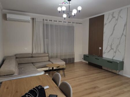 Apartament Me Qera 2+1 Tek Farmacia 10 (ID B2201805) Tirane