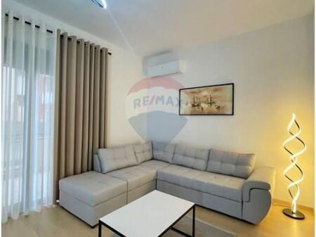 APARTAMENT 1+1 ME QIRA TEK KOMPLEKSI DELIJORGJI!