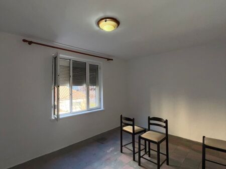 1+1, 2nd floor existing building, adjacent to the German hospital, 130 million lek