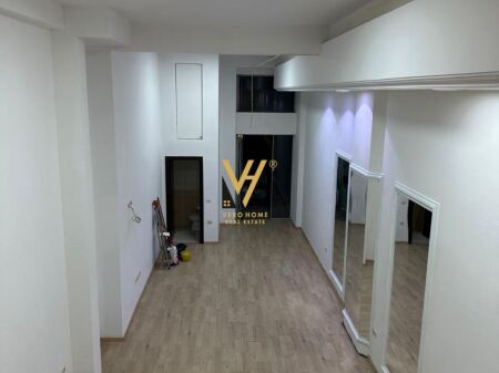 OFFICE 70 M2 FOR RENT ON HIM KOLLI STREET 800 EURO