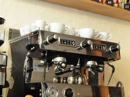 🔥 Locale in Affitto – vicino allo Stadio Dinamo