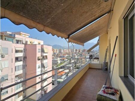 Appartamento 2+1 in affitto presso il Rrethi i Kombinatit