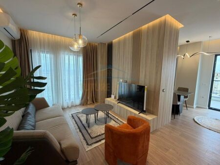 Rent, Apartment 1+1+Parking Space, Barrikadave Street, Tirana.