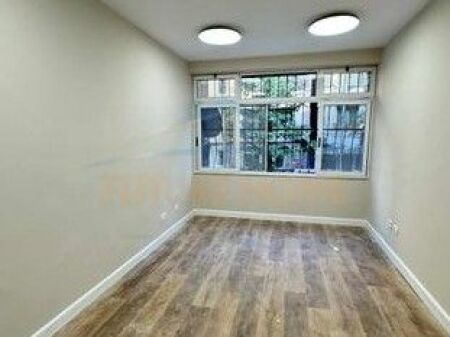 Shitet, Apartament 2+1 , Rruga e Kosovareve, Tirane