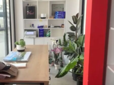 OFFICE FOR RENT 10 M2 ASTIR 40,000 LEKE FH-65287