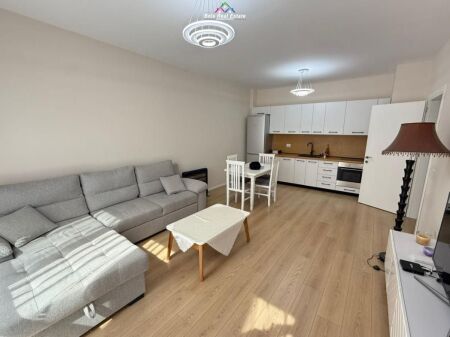 Appartamento in Affitto 2+1 presso l'ex Campo di Aviazione (ID B2201807) Tirana