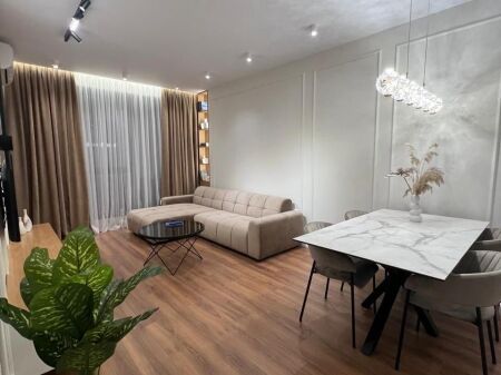 Tek Rezidenca Erli Ne Paskuqan Jepet Me Qera Apartament 1+1 Me Mobilim Modern!