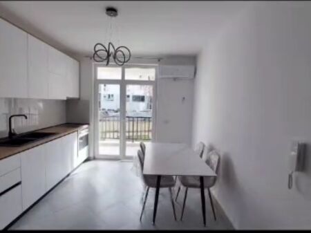 1+1 me qira te rr Dibres Fakult Mjekesise