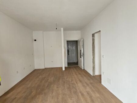 🏡 Shitet apartament 2+1 te Tirana Entry 2