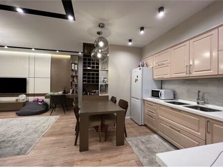 Ap.1+1+ post parkimi ne Kompleksin Delijorgji