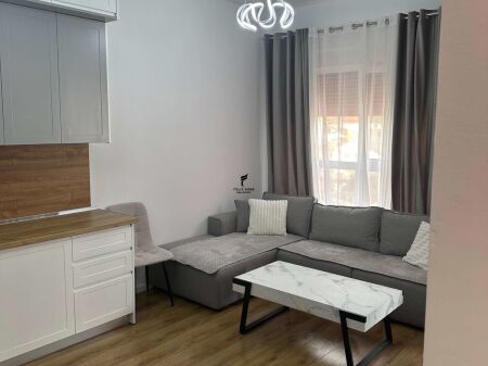 APARTAMENT ME QERA 1+1 ALI DEMI 40.000 LEKE FH-65381