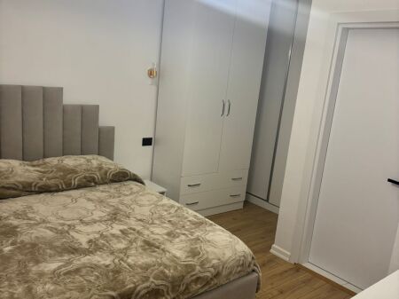 Apartament 1+1 per qera rruga ndre mjeda