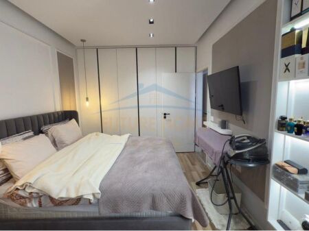 Shitet, Apartament 1+1, Unaza e Re