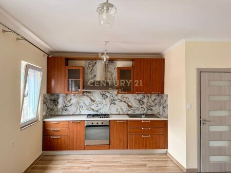 Appartamento 2+1 in vendita a Allias, di fronte al Commissariato n. 4, Tirana - 105.000€ | 75,7 m² 105.000 € Sup. Totale  76m2
