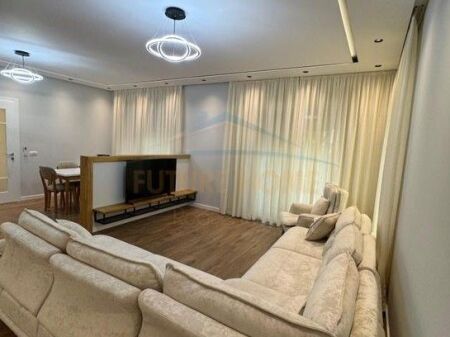 Qera, Vilë, Fresk, Tiranë