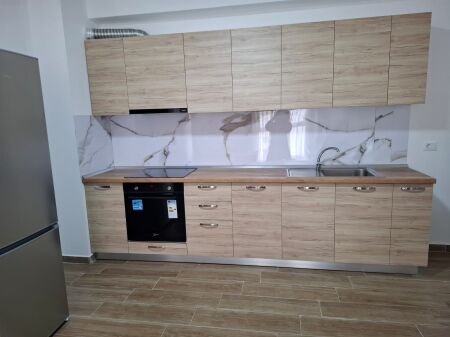 🏠 Appartamento 2+1 arredato in affitto alla fine di 5 Maj, 500 EURO