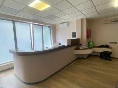 🏢Rruga e Dibres,prane Hotel Steles,jepet me qera ambient biznesi,Bosh, 3,400Euro (Neto)
