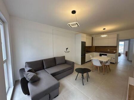 APARTAMENT ME QERA 2+1 UNIVERS CITY 500 EURO FH-65470