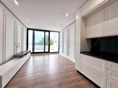 Apartament 3+1+2 Për Shitje në Ish-URT, Durrës - 180,000€ !