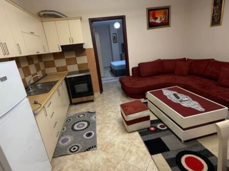 Apartment for rent in Astir