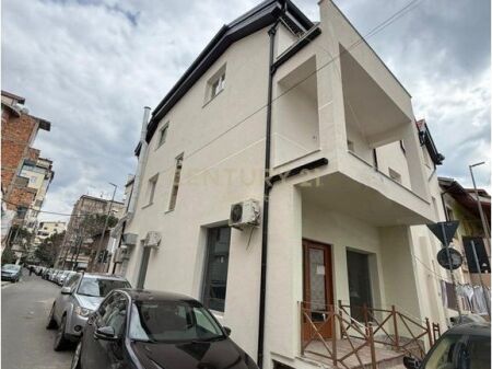 BLV.BAJRAM CURRI, RESTAURANT FOR RENT 2,000 € /Month Total Area  84m2