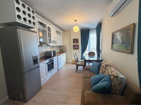 Jepet 1+1 per qera prane Lion Park.