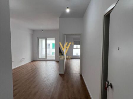 SHITET APARTAMENT 1+1+BLK TE ALI DEMI 11.000.000 LEKE