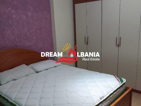 Apartament 2+1+2WC + 2 Ballkone për Qera tek Zogu i Zi (ID 42215508)