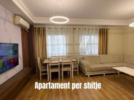 Shitet Apartament - Astir