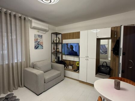 Garsionjere per qira Ali Demi !