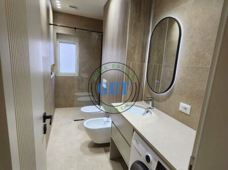 Shitet apartament 1+1 pranë Spar, Plazh,Durrës