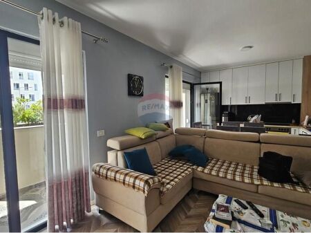 FOR SALE, APARTMENT 2+1, 5 MAJI STREET, TIRANA