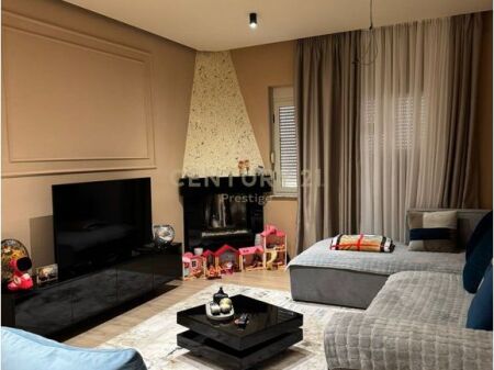 DUPLEX FOR SALE - MUHAMET GJOLLESHA STREET, AT THE 21 DECEMBER CROSSROAD, BEHIND SABAUDIN GABRANI SCHOOL!