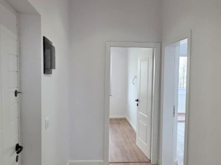 Shitet apartament 2+1 pranë rr. Bardhyl | VR111