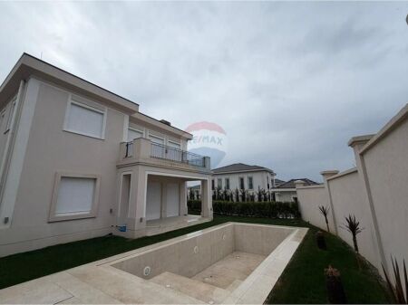 Vilë - Për Shitje - Rolling Hills 2, Tiranë(ID: 530581001-83)