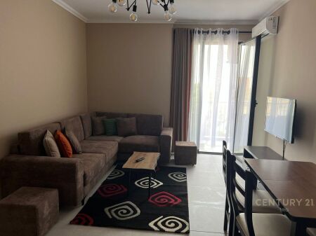 APARTAMENT 1+1 ME QIRA TEK ASL 1,PRANE QSUT !!