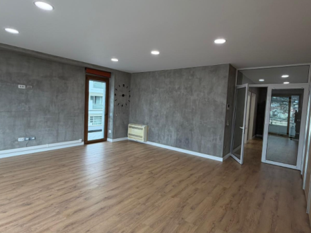 🏢 Jepet me qira – Ambient Zyre, Delijorgji