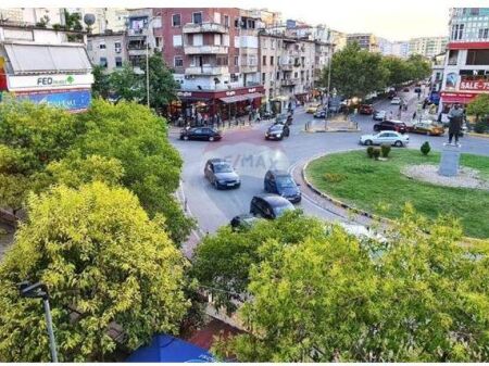 Dyqan ne shitje , Sheshi Willson