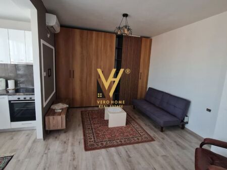 JEPET GARSIONERE 45 M2 ME QERA TE RRUGA E KAVAJES 46.000 LEKE