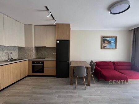 Appartamento in affitto 1+1, 5 Maji