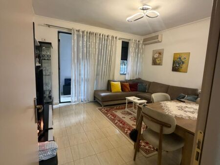 Apartament 2+1 per shitje prane Rez Kodra e Diellit!