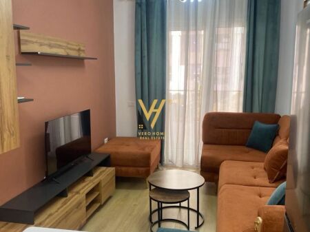 JEPET APARTAMENT 1+1+BLK ME QERA TE ALI DEMI 40.000 LEKE