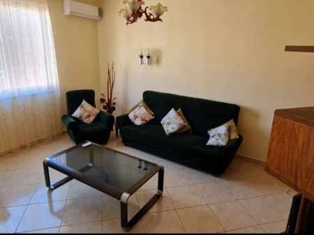 🏠 Jepet me Qira Apartament 2+1 te Pazari i Ri