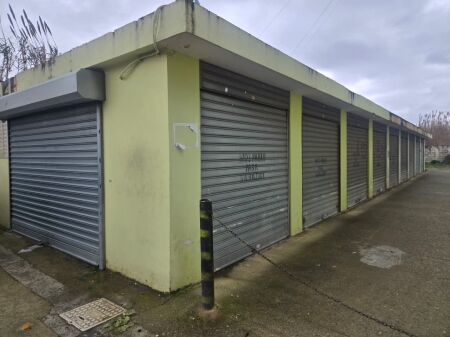 Shitet post parkimi ne Durres, Rruga Iliria!