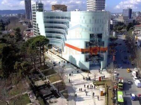 Qera, Apartament 2+1 për Zyra, Qendër, Tiranë.